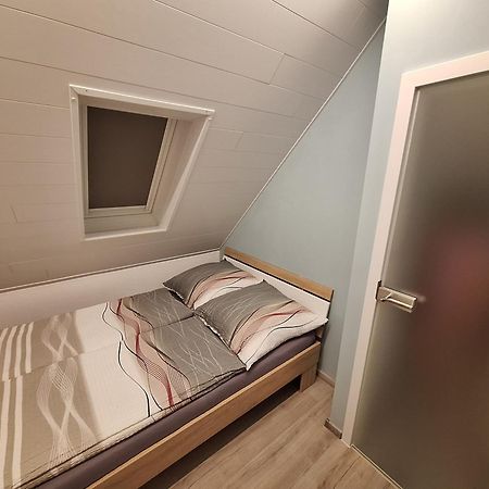 Ferienhaus Saaleblick Wettin Bagian luar foto